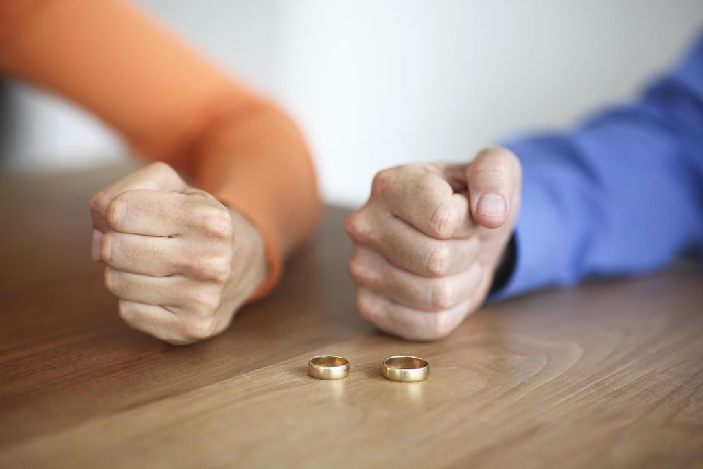 Как пережить развод с женой